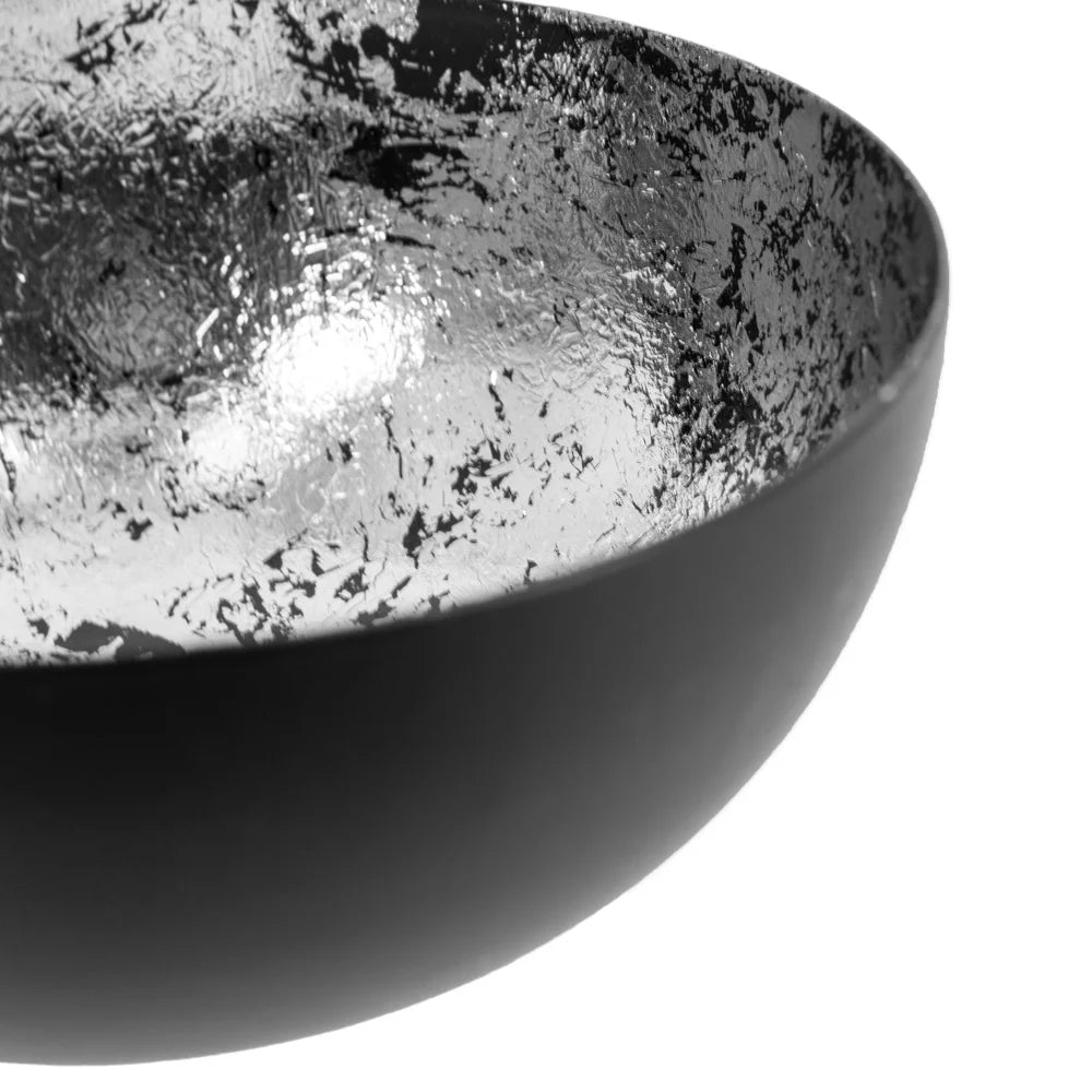 Zwart schaaltje met zilveren details – decoratief opbergaccessoire voor sieraden, sleutels en kleine items