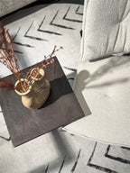 Aardewerk vaas donut taupe 18x8,5x26cm