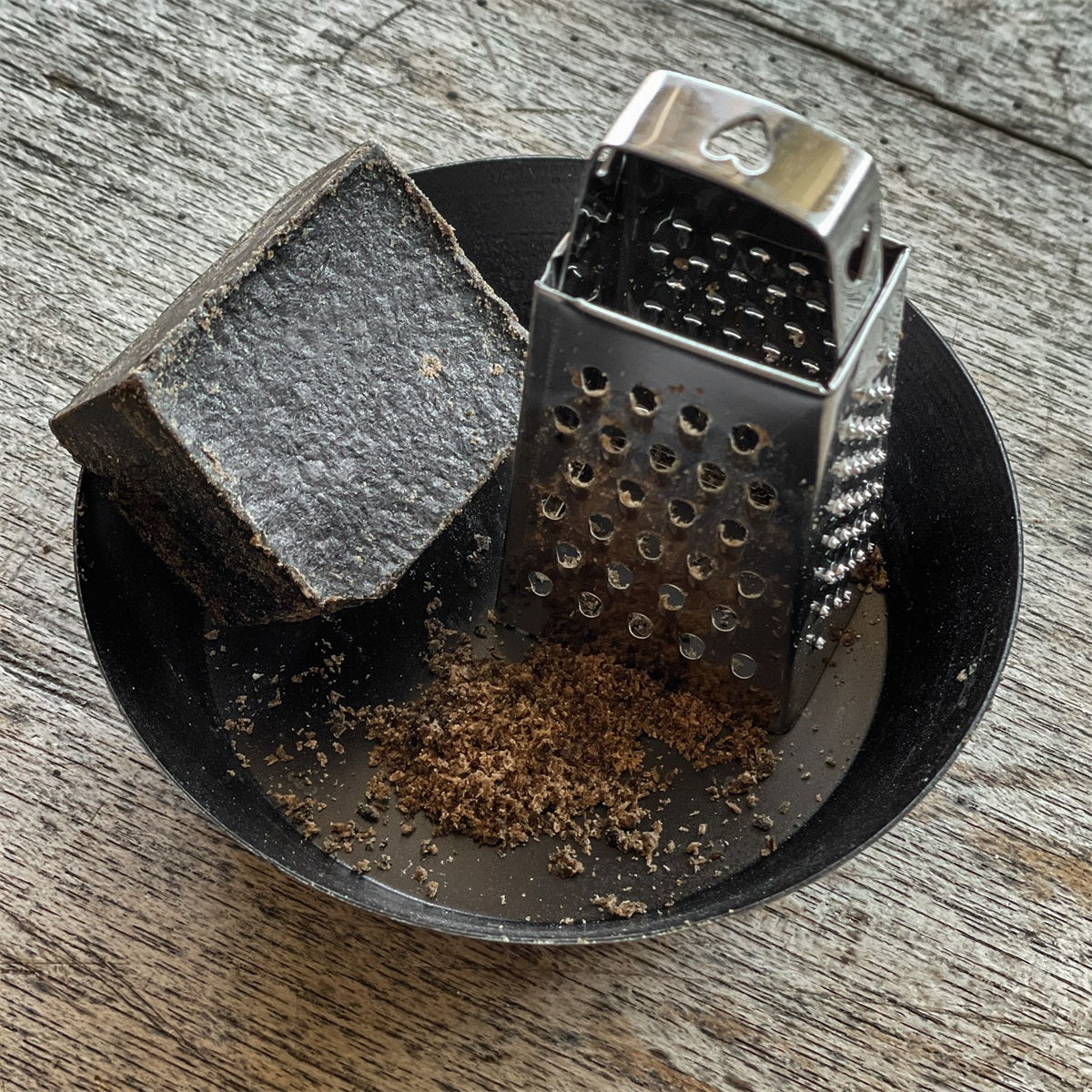 Mini Rasp Zilver voor Amberblokjes – Compacte Rasp voor Geurkaarsen, Wierook en Ambacht