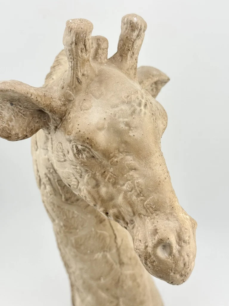 Aardewerk ornament giraffe beige